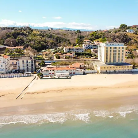 Amare Apartman