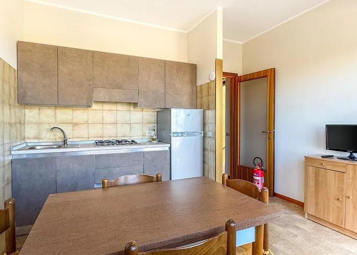 Amare アパート オルトーナ